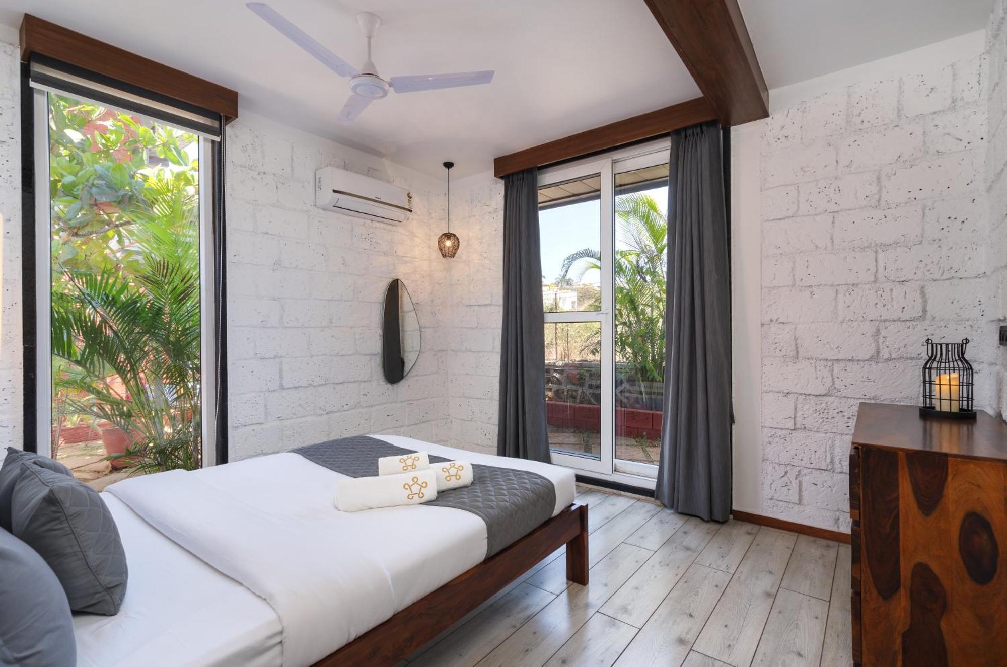 Saffronstays Calvin - 3 Bedroom Pool Villa In Лонавла Екстер'єр фото